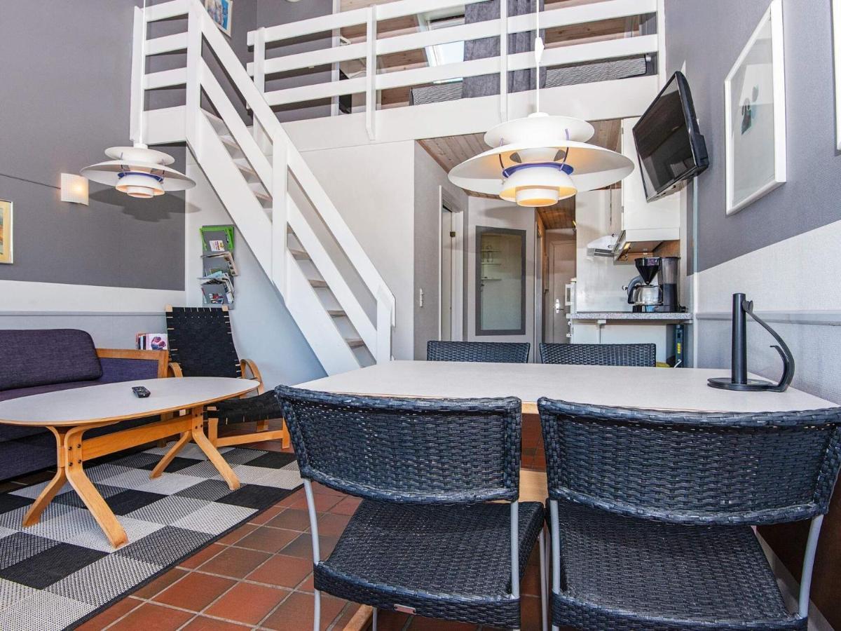 6 Person Holiday Home In Fan Fanø Exteriör bild