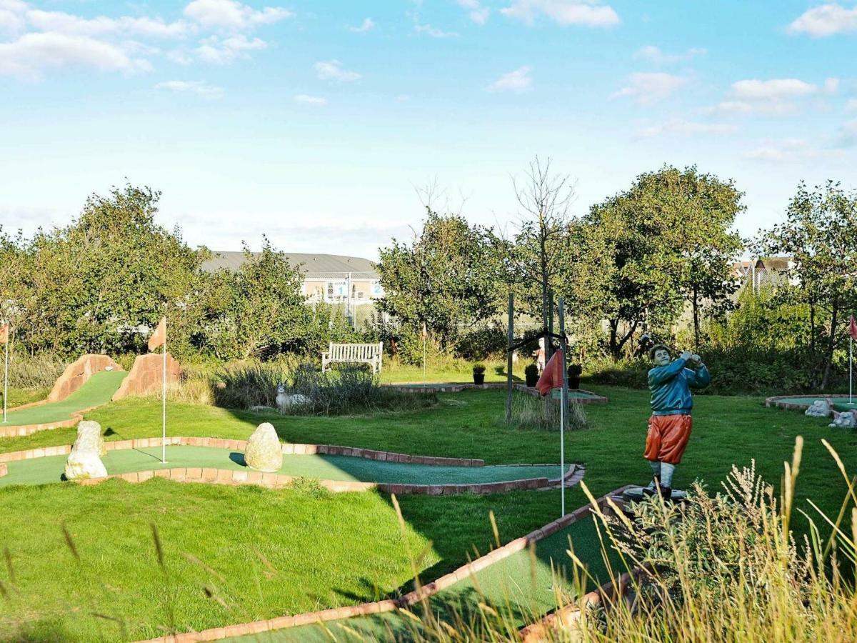 6 Person Holiday Home In Fan Fanø Exteriör bild